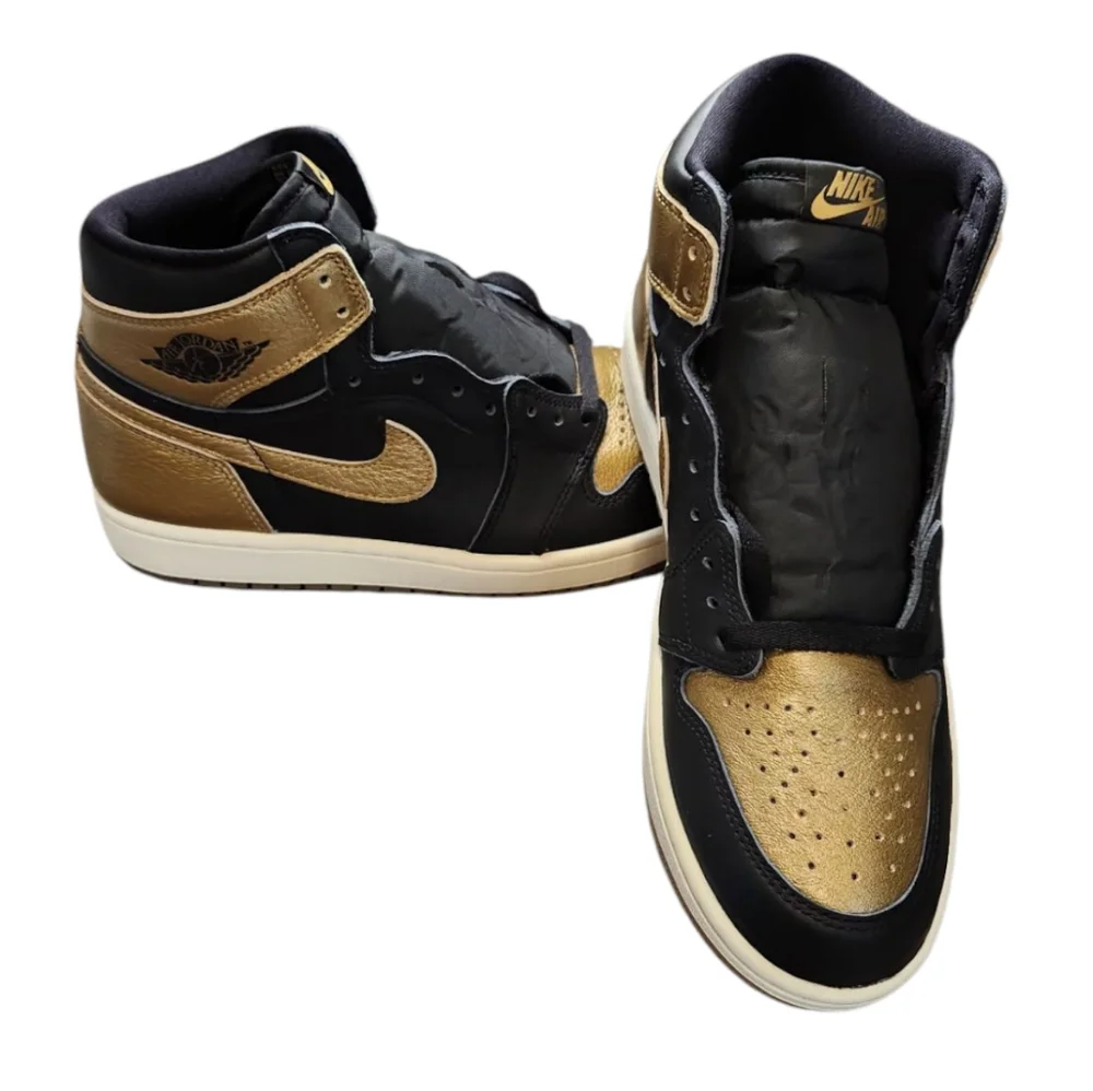Mens Jordan‎ 1 High Metallic Gold
